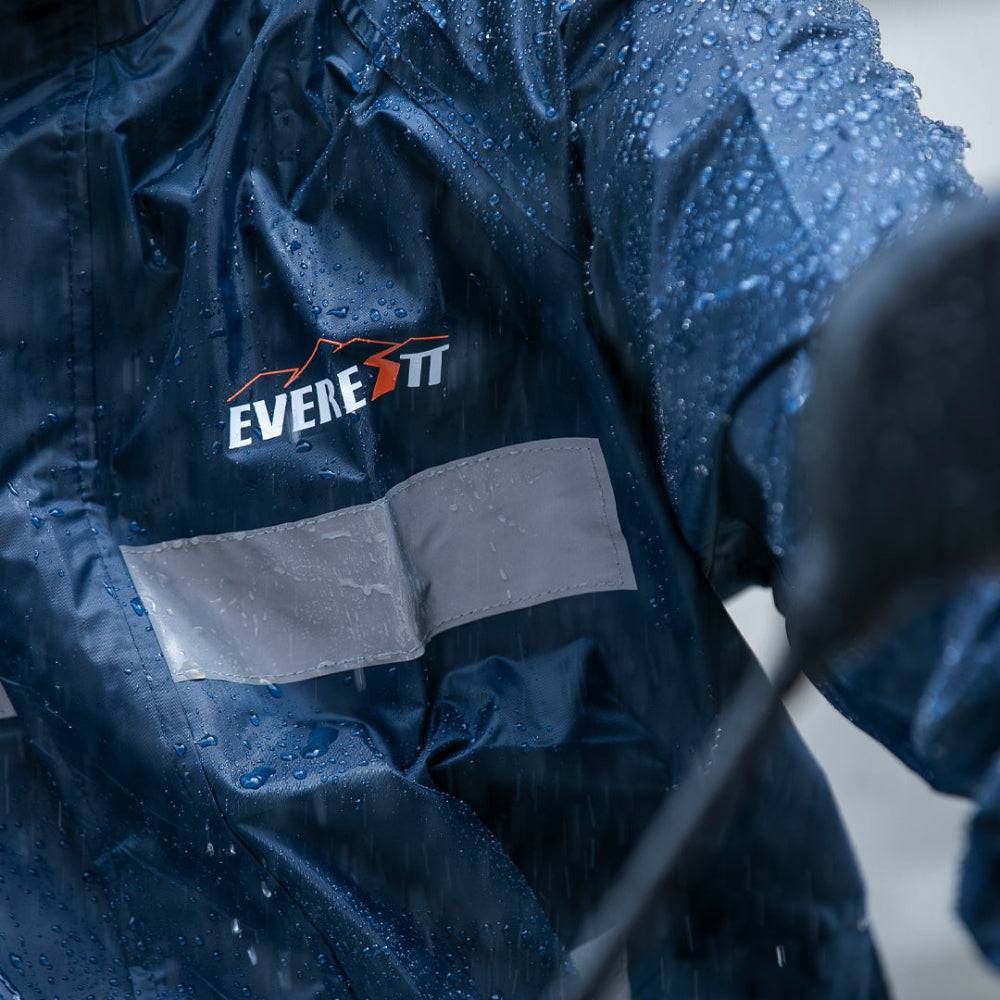 Impermeable pantalón/chaqueta y botas Everestt