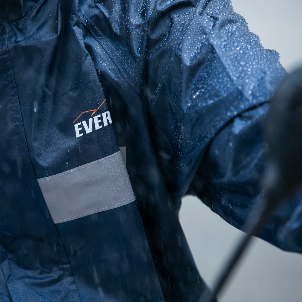 Impermeable pantalón/chaqueta y botas Everestt
